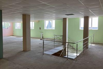 Casa plus spatii comerciale plus teren - 11