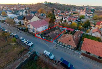 Casă cu 3 camere de vânzare în zona Centrală, Strada Gheorghe Doja - 1