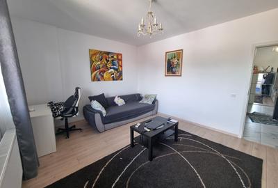 Apartament cu 2 camere decomandat, mobilat în Apărătorii Patriei