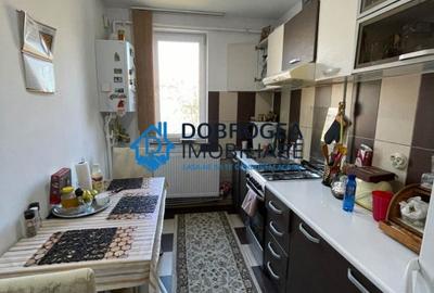 ZONA BIG- 2 CAMERE DECOMANDAT,50 MP. - 10