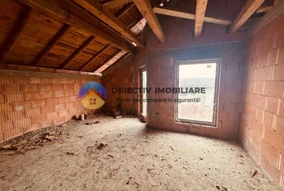 Vila la rosu  + teren 500 mp de vânzare – Zona Fermelor - 8