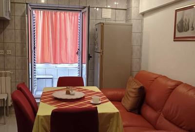 Apartament cu 2 camere decomandat, mobilat în Unirii