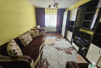 Apartament 2 camere etaj 4/4 curat si luminos - Poarta 6, Constanta - 3