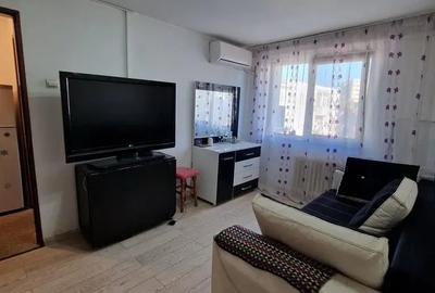 Apartament 2 camere – aproape de Palas Mall, etaj 4/4, mobilat. - 1