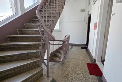 Garsonieră 44MP ,parcare Privata, Piața Romana - 3