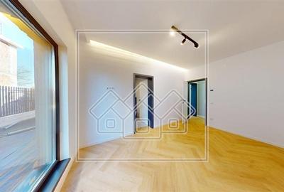 Apartament in Sibiu- 115 mp utili- 4 camere, 3 bai- 200mp curte libera - 18