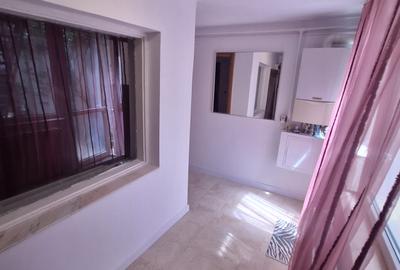 Zona Trocadero , imobil 90 mp., IDEAL BIROURI, curte - 10