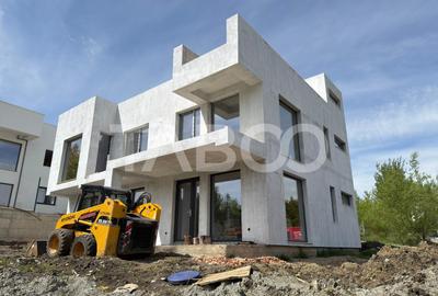 Vila premium Cisnadioara – panorama, piscina infinity, teren 485 mp - 1