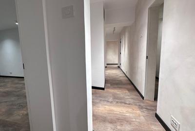 165 mp ,5 camere,renovat premium,vizibilitate,vad.Prima închiriere! - 1