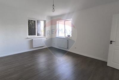 Casă de inchiriat Gheorgheni - 1