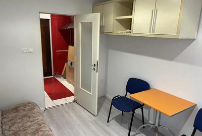 Alzza Real Estate  Garsoniera / Studio de inchiriat pe Bd. Muncii, langa Facult - 1