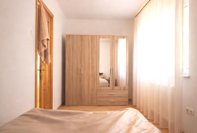 Apartament cu 2 camere semidecomandat, mobilat în Tomis Nord