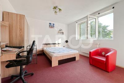 Apartament cu 3 camere de vanzare - parter inalt - zona Rahovei Sibiu - 1