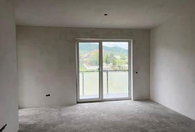 Apartament cu 3 camere in Livada semifinisat - 5