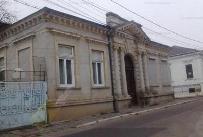 Casa Boiereasca D+P+M pozitie excelenta pe colt zona Centru Istoric - 8