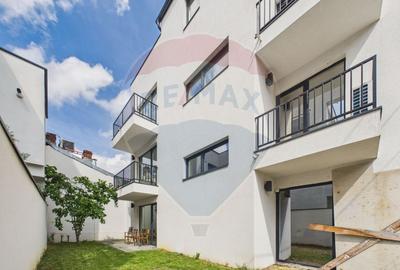 Apartament la parter ce are curte proprie ,  2 camere in Bloc nou - 26