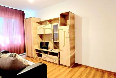 Apartament cu 2 camere decomandat, mobilat în Complex Studențesc