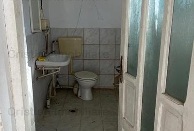 Vanzare sau inchiriere Cladire cadre beton  743 mp Movila Miresii teren 7354 mp - 11