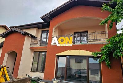 Casă individuală cu 4 camere în Cetate