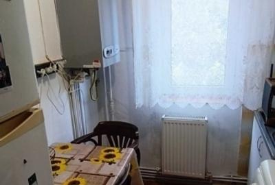 Apartament 2 camere - etaj 3/4 - Mircea cel Batran