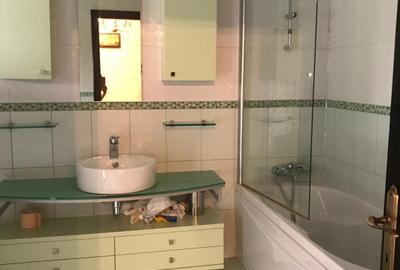 Casa D+P+E de inchiriat in Alba Iulia zona CETATE 350 mp si Teren 600 mp - 11