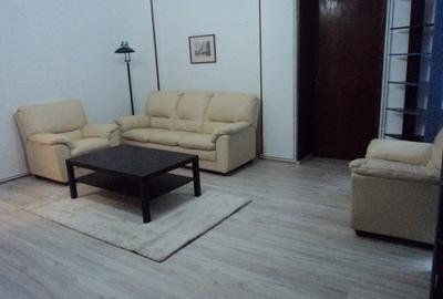 Apartament cu 2 camere decomandat, mobilat în Cișmigiu