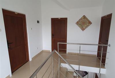 Vila 3 camere - Pensiune 9 camere-Eforie Nord - 10