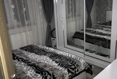 Apartament 3 camere semidecomandat etaj 1 Zona Soarelui - 1