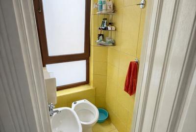 De Vanzare Apartament 2 camere zona Armeneasca sect.2 - 6