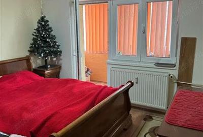 Decomandat cu 2 bai si 2 balcoane cu garaj sub bloc - 1