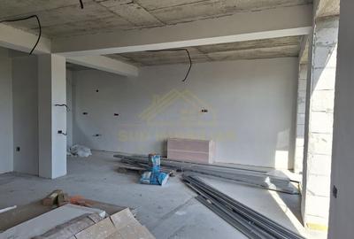 CASA P+1+M-185 MP -5 CAM-4 BAI-METROU BERCENI - 24