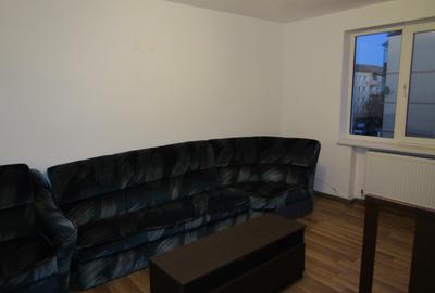 Apartament doua camere, semidecomandate, str. Aleea Petuniei, - 1
