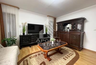 Casa individuala  cu 3 camere , pe parter , curte ,in Giroc - 1