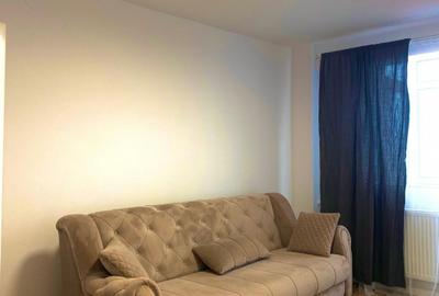 Apartament cu 2 camere semidecomandat în Victoriei