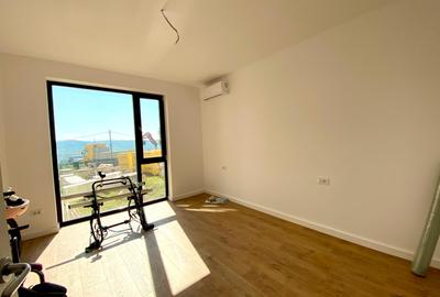 Apartament 3 camere cu gradina  93 mp, intabulat  Capat Pacurari - 11
