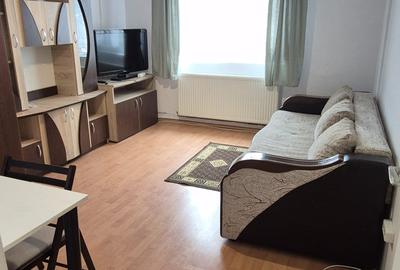 Garsonieră decomandată în Bartolomeu