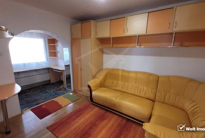 Apartament cu 3 camere decomandat, mobilat în Zorilor