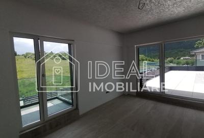 Casa  Exclusivista cu piscina si 1200 mp de teren, in Cisnadie - 4
