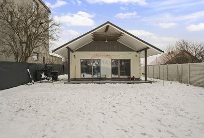 Casă / Vilă cu 4 camere de vânzare - 1