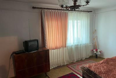 Apartament cu 2 camere decomandat în Rogerius