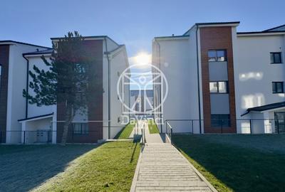 Apartament cu 3 camere decomandat în Exterior Vest
