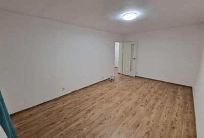 Apartament decomandat cu 3 camere 2 bai in Terezian - 1