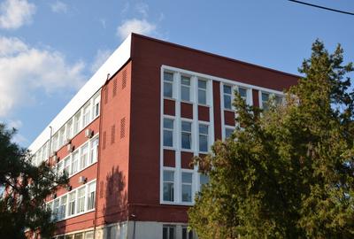 Cladire de birouri la 50 de metri de metrou, langa hala Laminor! - 2