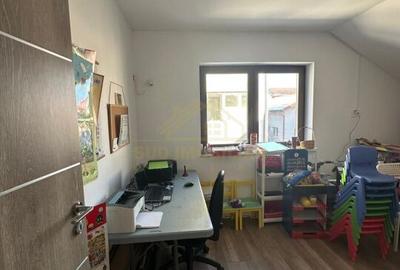 Casa Individuala P+1+M -7 camere , 300mp teren -Metrou Leonida - 14