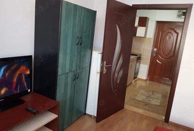 Garsonieră semidecomandată în CET