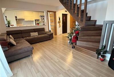 Vanzare apartament 4 camere pe 2 etaje, 3 bai, Urban Residence - 3