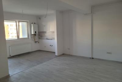 Apartament cu 2 camere semidecomandat în Apărătorii Patriei