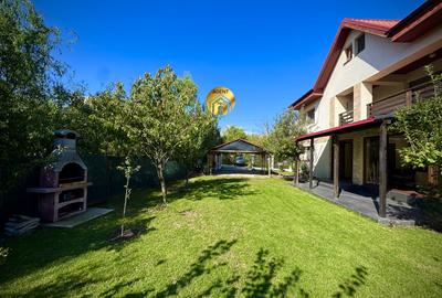 Casă individuală cu 7 camere în Central