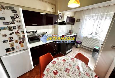 Apartament cu 3 camere decomandat de vanzare ultracentral  mobilat - 1