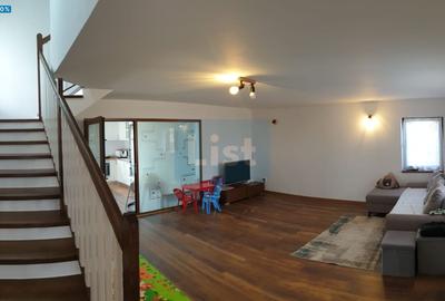 Casă spațioasă cu 4 camere plus teren 5 ari, Baia Mare - 157.000€ - 1